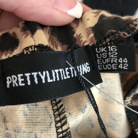 Pretty little thing Animal print leggings with stripes on the sides new size 12 - Picture 6 of 7